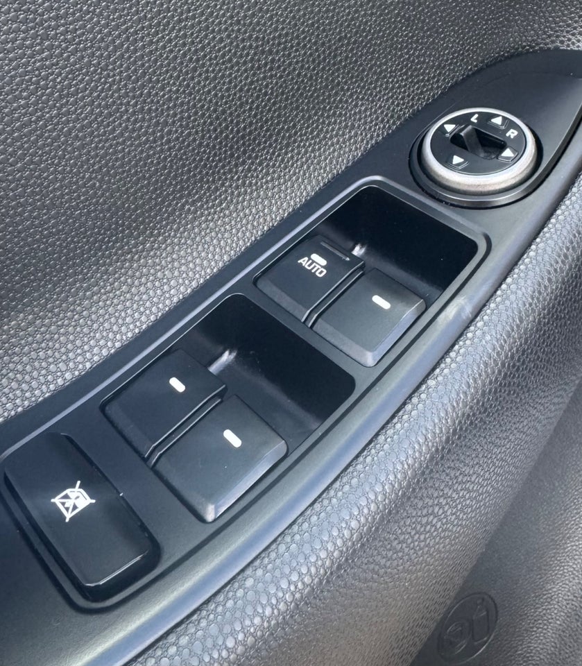 Hyundai i20 1,25 Vision+ 5d