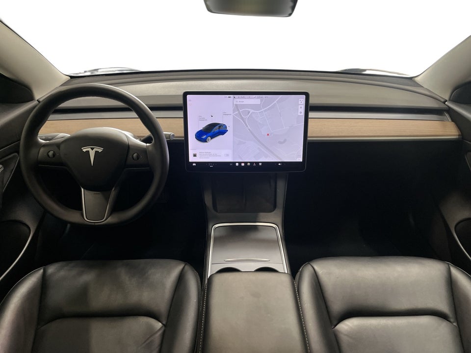 Tesla Model 3 Standard Range+ RWD 4d