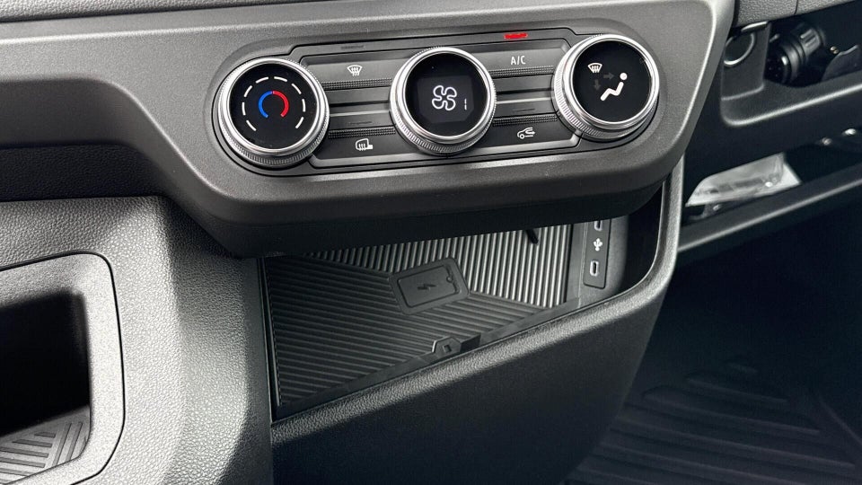 Renault Master V T35 87 E-Tech L2H2 Kassevogn Tekno