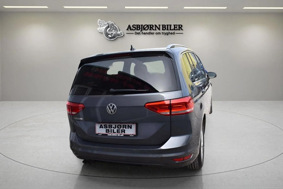 VW Touran 2,0 TDi 150 Highline Family DSG 7prs 5d