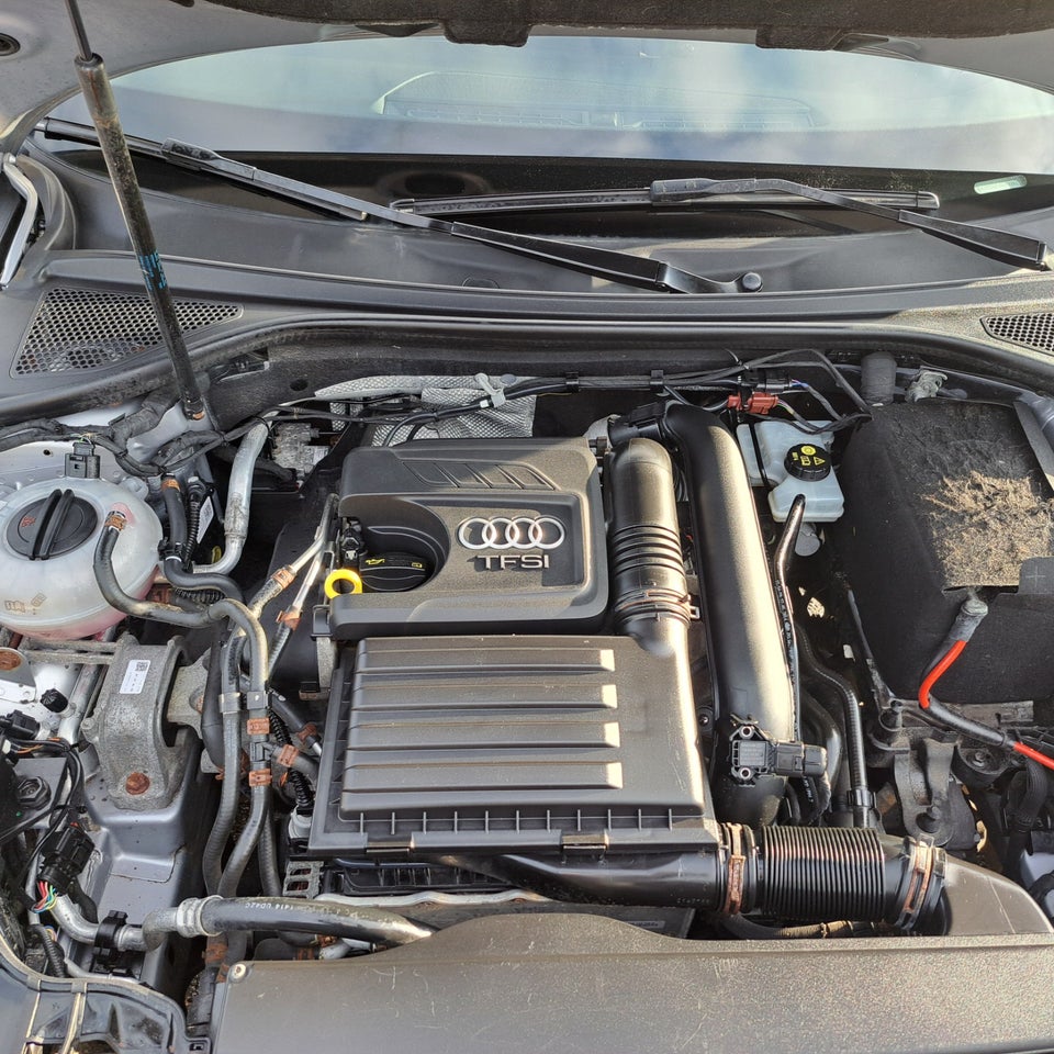 Audi A3 1,4 TFSi 150 Ambition Sportback 5d