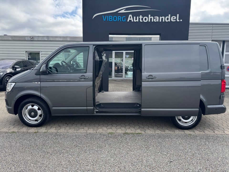 VW Transporter 2,0 TDi 199 Kassevogn DSG 4Motion lang