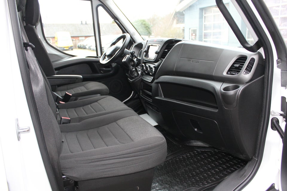 Iveco Daily 3,0 35S18 12m³ Van AG8