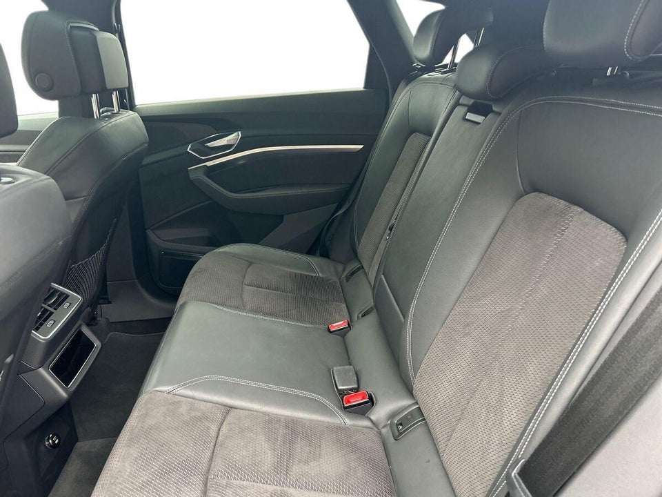 Audi e-tron 55 Prestige quattro 5d