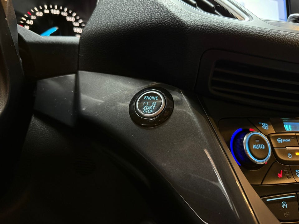 Ford C-MAX 1,0 SCTi 125 Titanium 5d