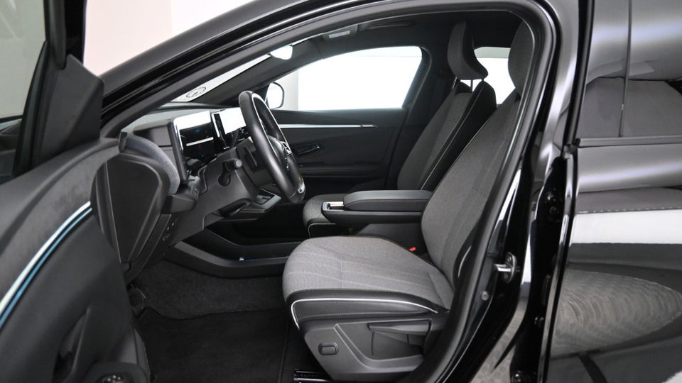 Renault Megane E-Tech 60 Techno 5d