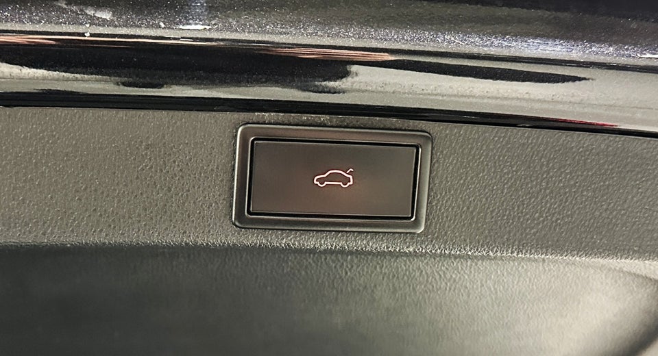 Skoda Octavia 2,0 TDi 150 Business Executive Combi DSG 5d