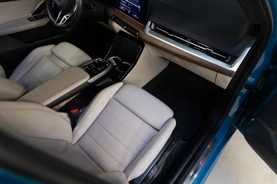 BMW iX1 xDrive30 M-Sport 5d