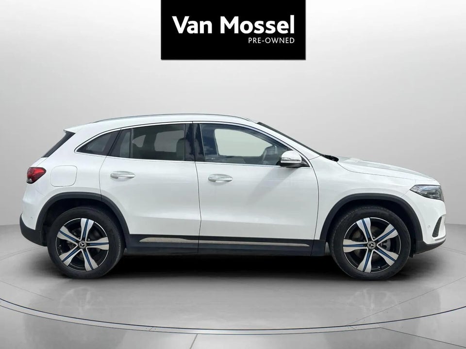 Mercedes EQB250 Progressive 5d