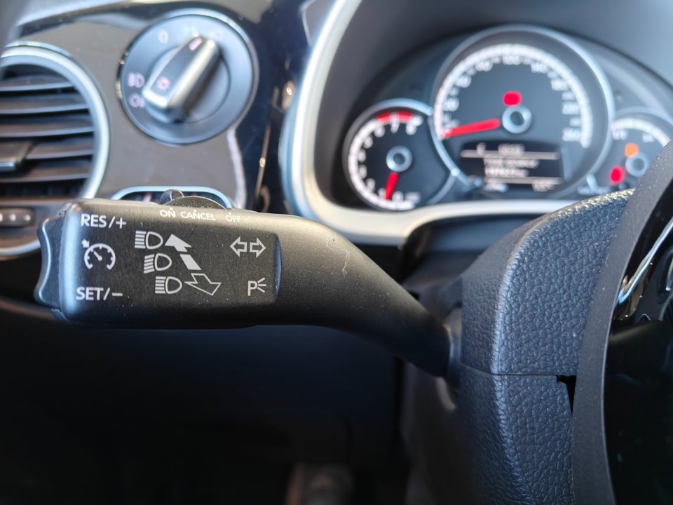 VW The Beetle 1,2 TSi 105 Design 2d