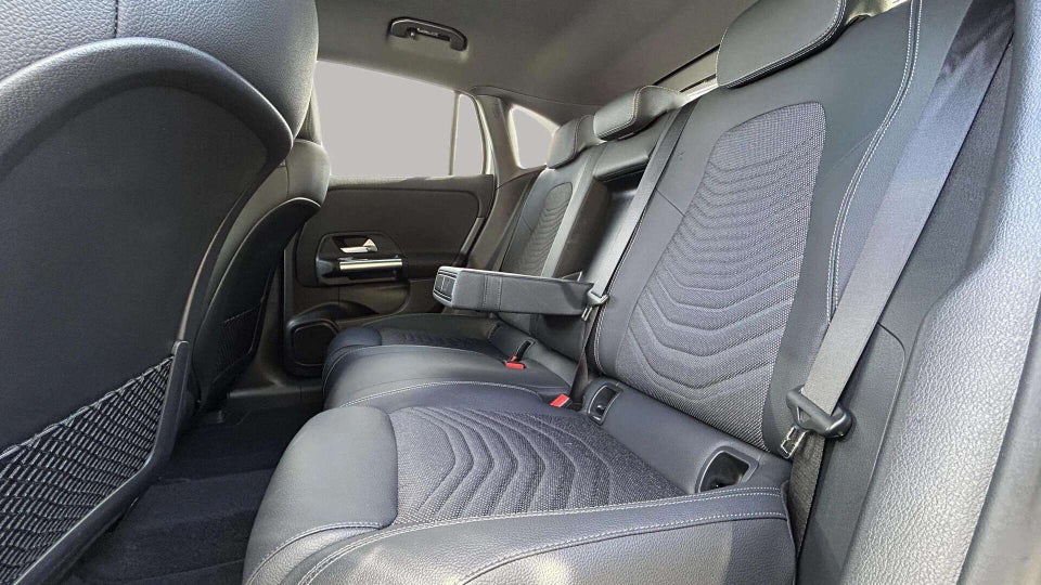 Mercedes EQA250+ Progressive Advance 5d