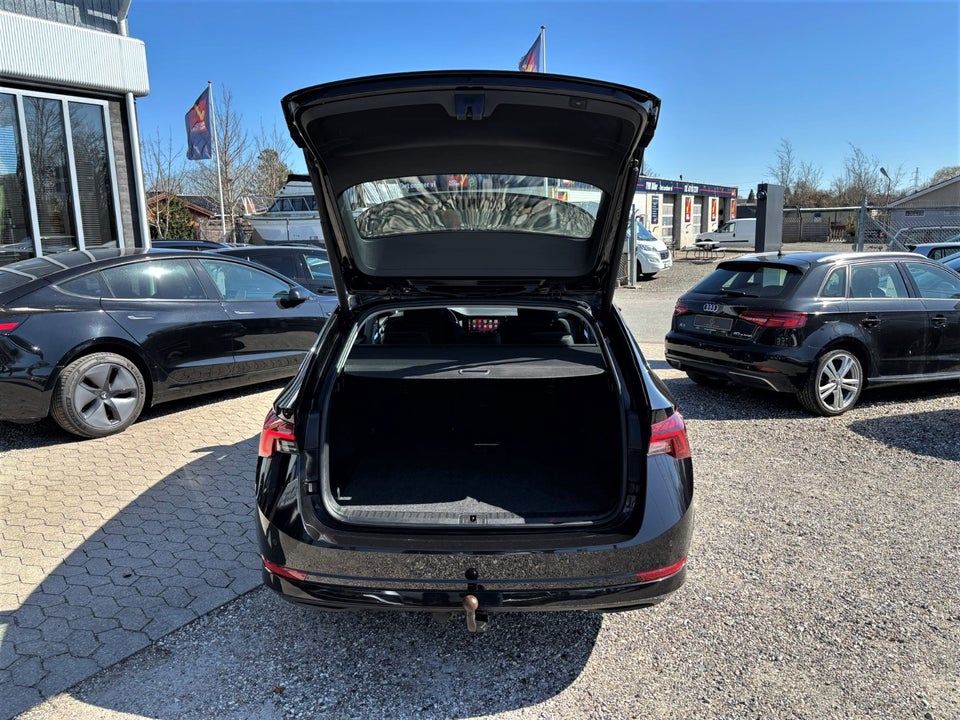 Skoda Octavia 1,4 TSi iV Plus Combi DSG 5d