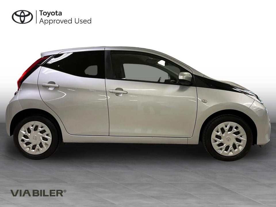 Toyota Aygo 1,0 VVT-i x-pression 5d