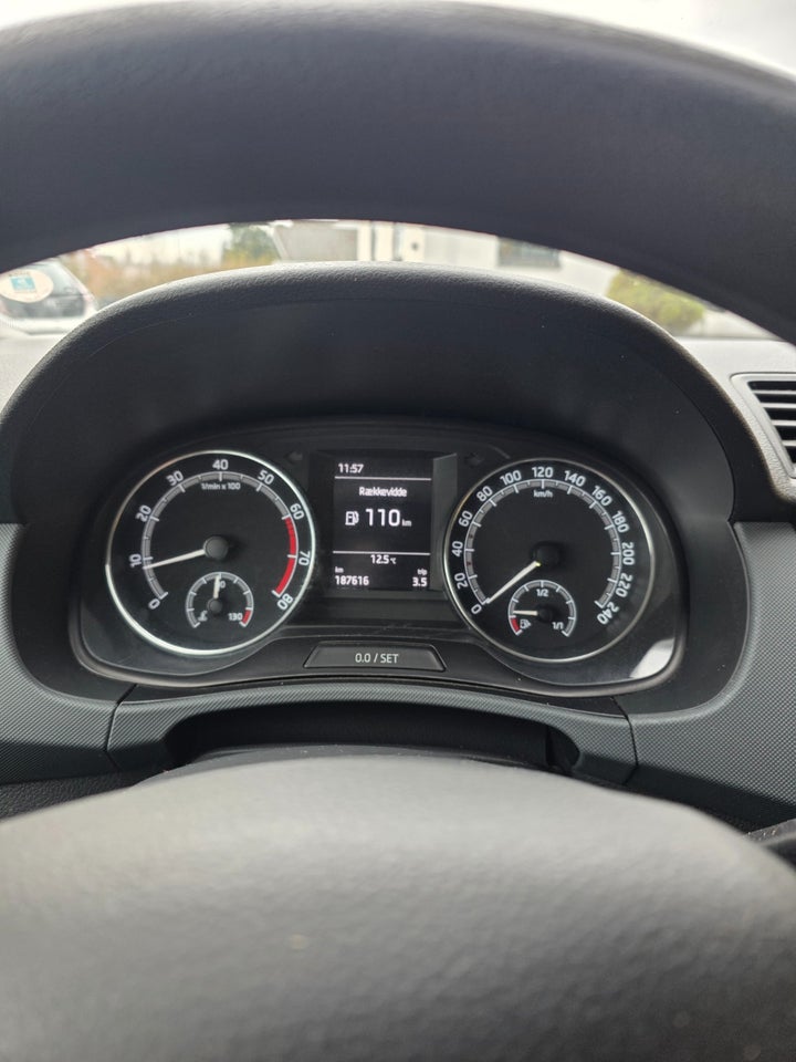 Skoda Fabia 1,0 MPi 75 Ambition 5d