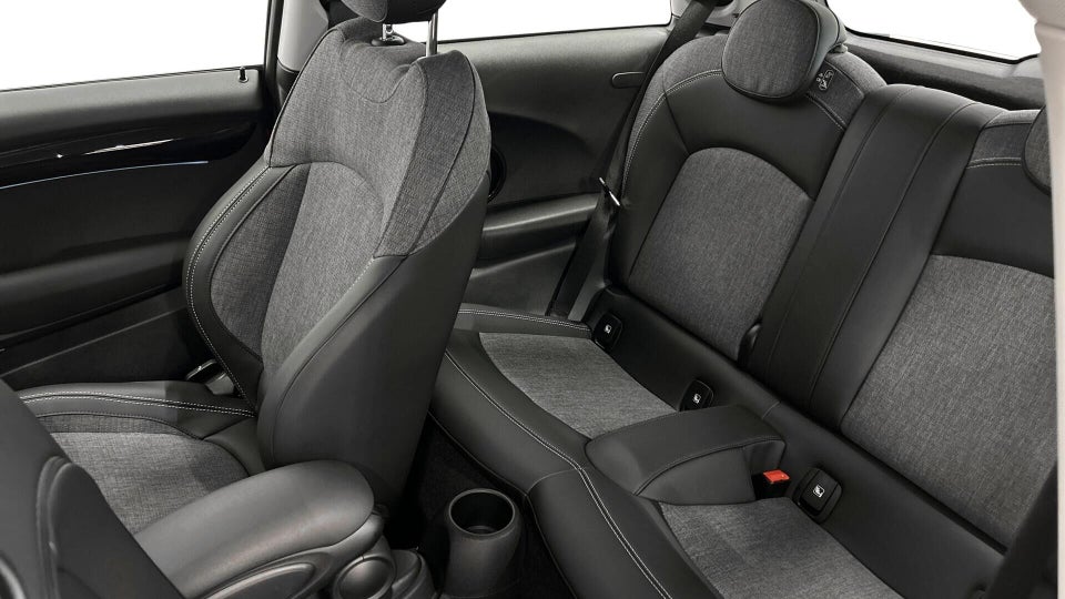 MINI Cooper SE Classic Trim 3d