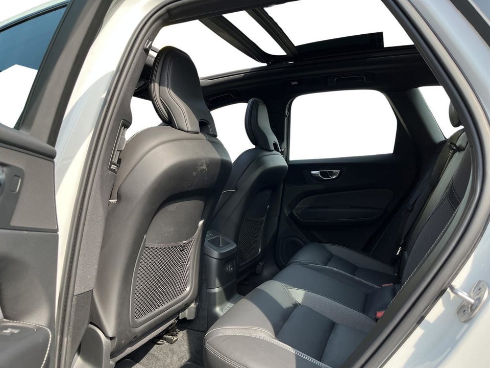 Volvo XC60 2,0 T6 ReCharge R-Design aut. AWD 5d