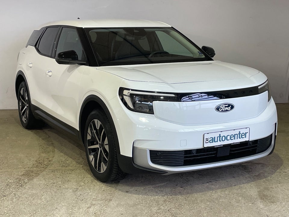 Ford Explorer 82 Select Extended Range Van 5d