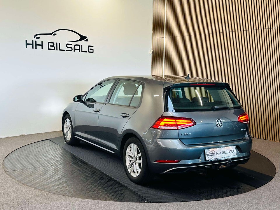 VW Golf VII 1,5 TSi 130 Comfortline DSG 5d