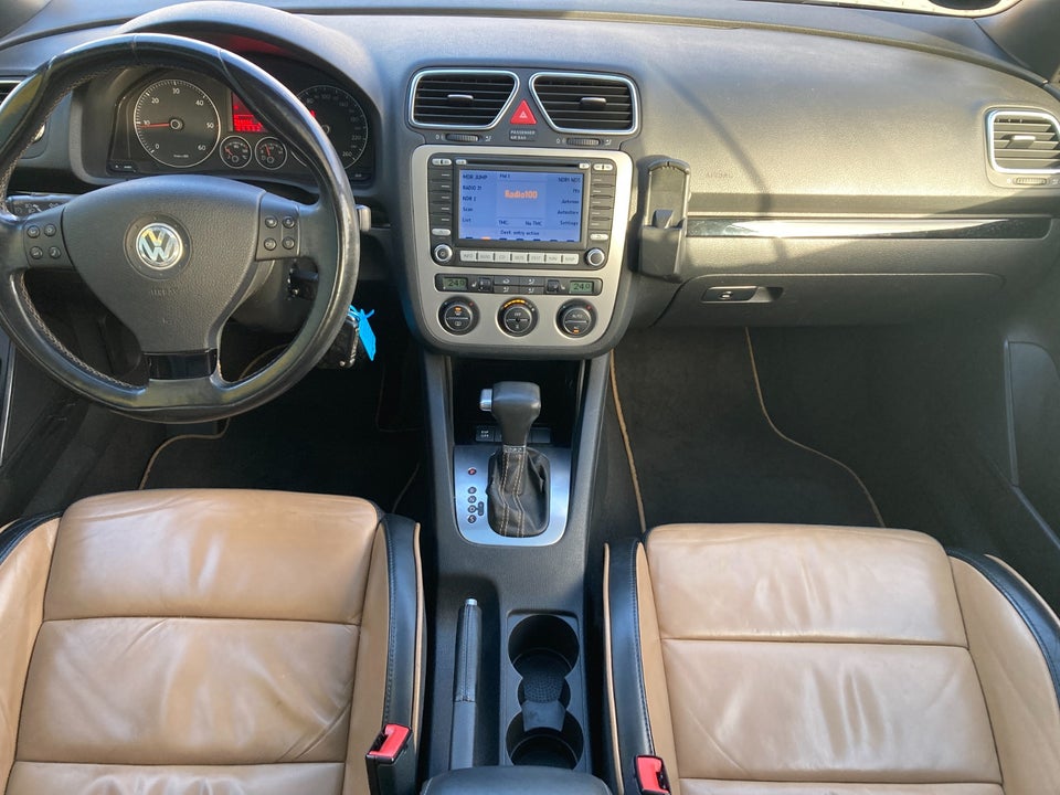 VW Eos 2,0 TDi DSG 2d