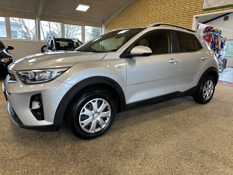 Kia Stonic 1,2 Attraction 5d