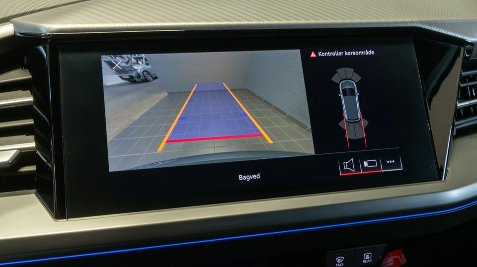 Audi Q4 e-tron 40 S-line 5d