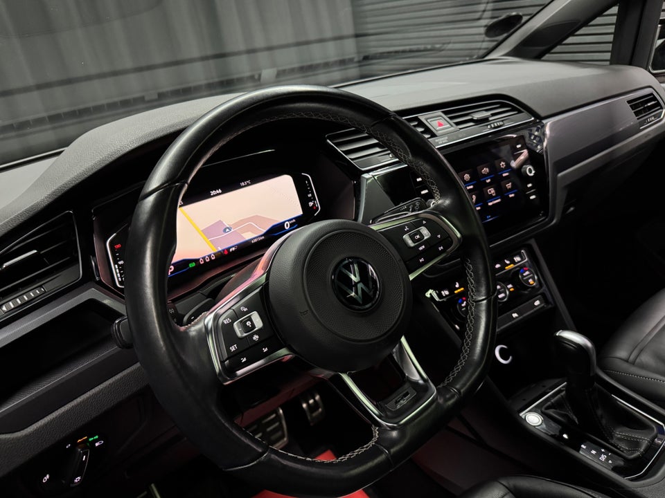 VW Touran 1,5 TSi 150 R-line DSG 5d