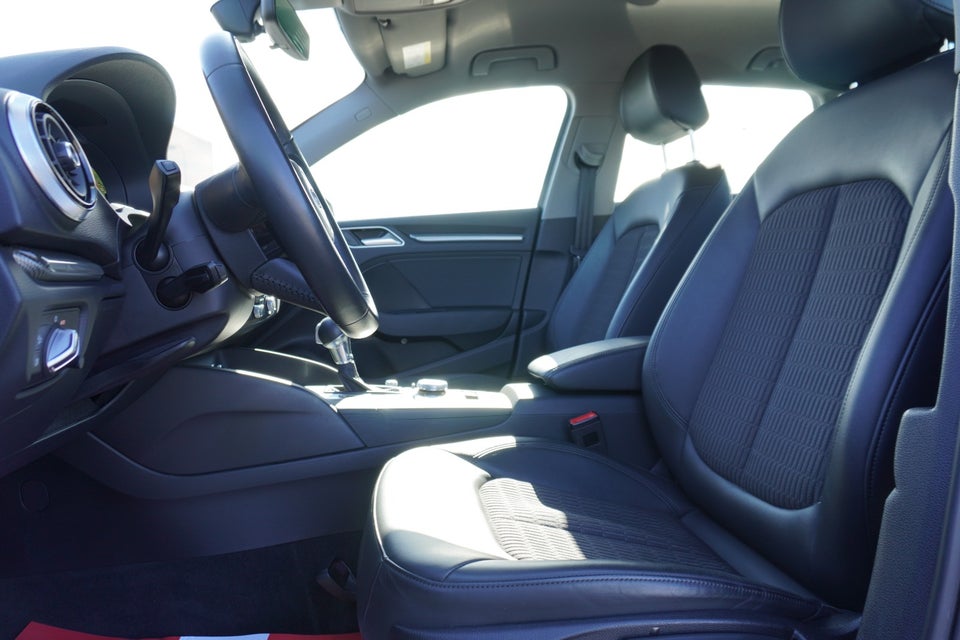Audi A3 1,4 e-tron Sportback S-tr. 5d