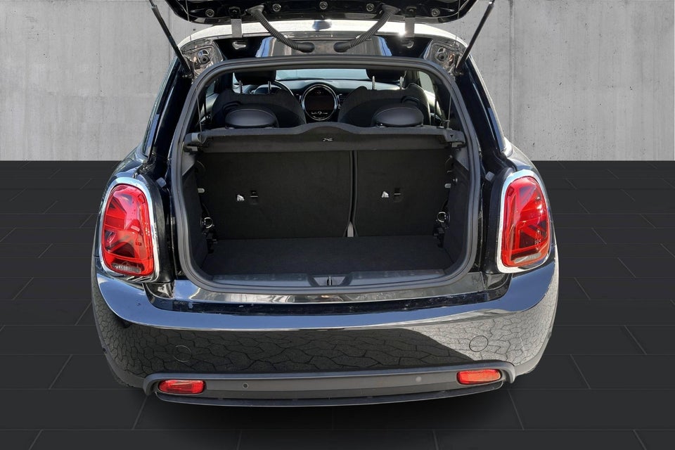 MINI Cooper SE Classic Trim 3d