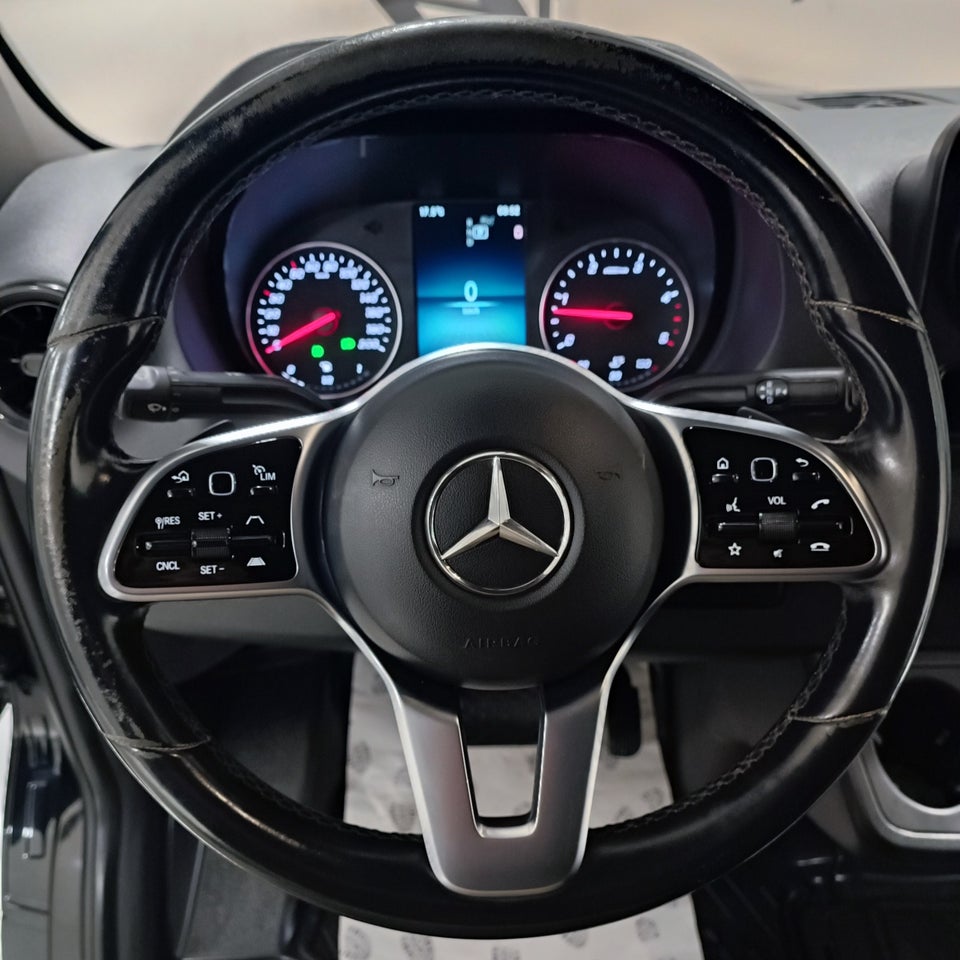 Mercedes Sprinter 319 3,0 CDi A2 Kassevogn aut. RWD