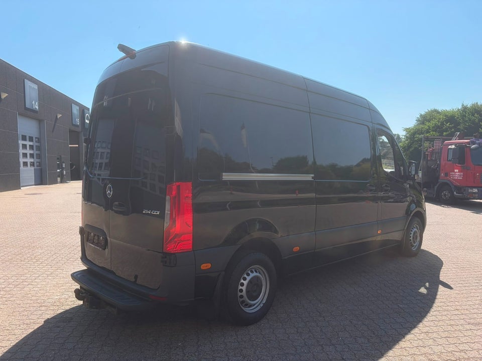 Mercedes Sprinter 214 2,2 CDi A2 Kassevogn FWD