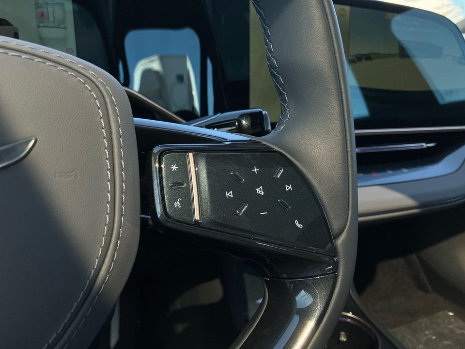 Hongqi EH7 111 Exclusive 4d