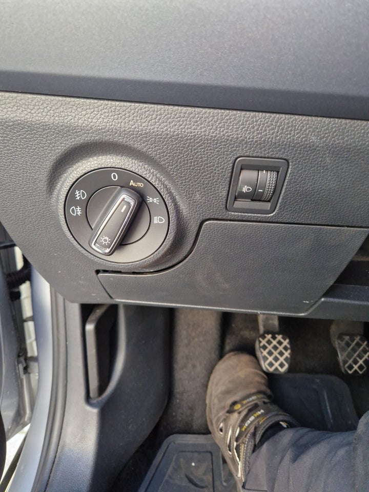 Seat Arona 1,6 TDi 95 Xcellence 5d