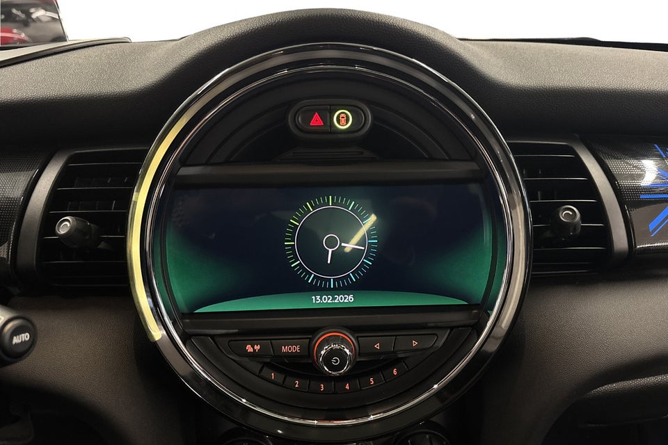 MINI Cooper SE Maximise 3d