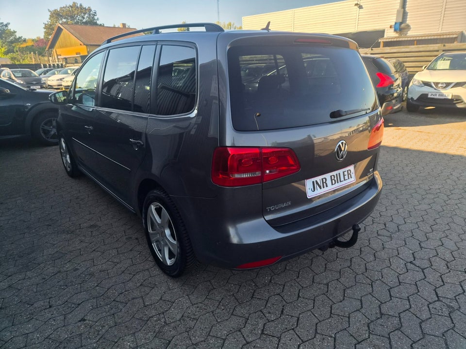 VW Touran 1,6 TDi 105 Comfortline DSG BMT 7prs 5d