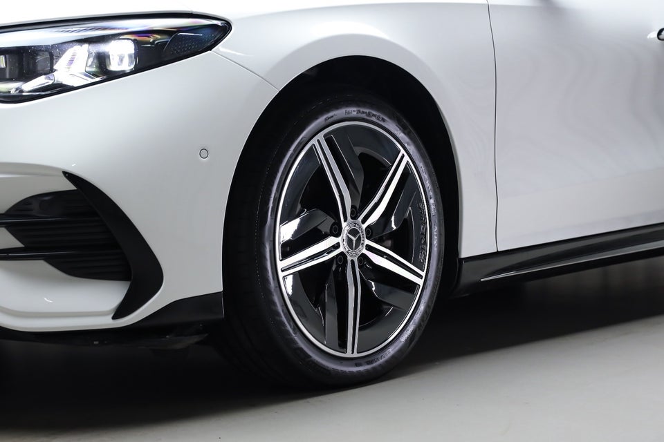 Mercedes CLA250+ electric AMG Premium 4d