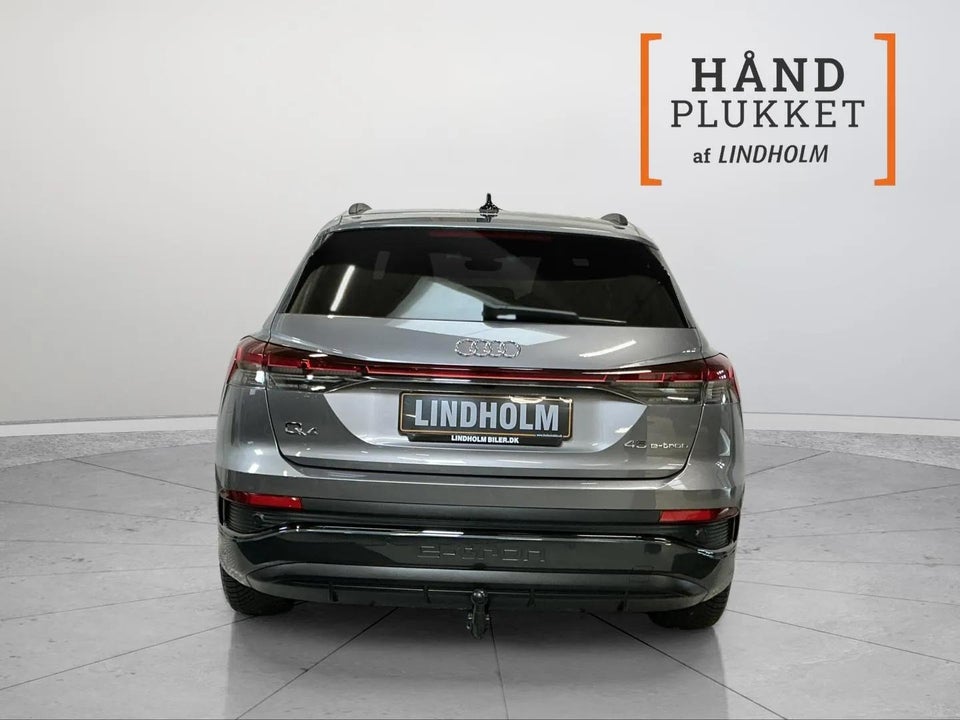 Audi Q4 e-tron 45 S-line 5d