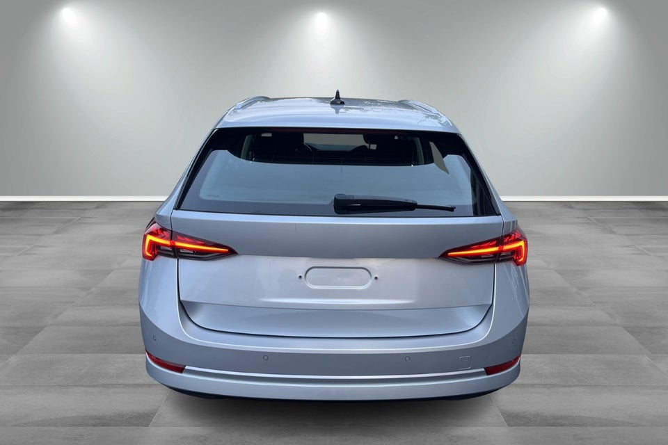 Skoda Octavia 1,4 TSi iV Plus Combi DSG 5d