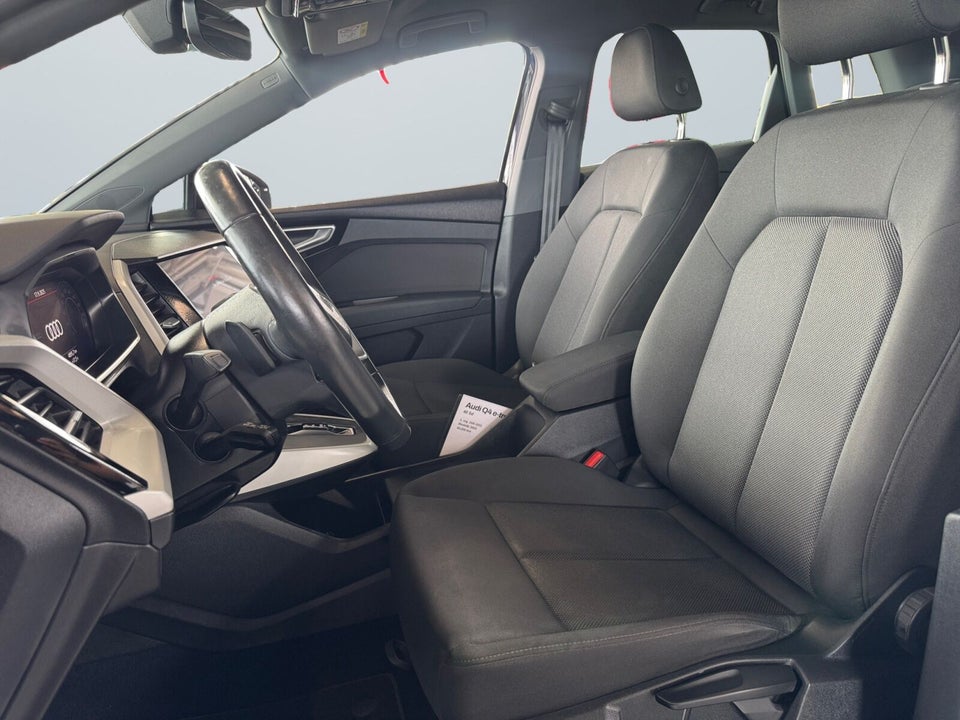 Audi Q4 e-tron 40  5d