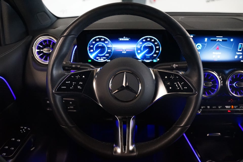 Mercedes EQB300 Progressive Advance 4Matic 5d