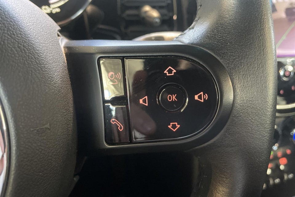 MINI Cooper SE Maximise 3d