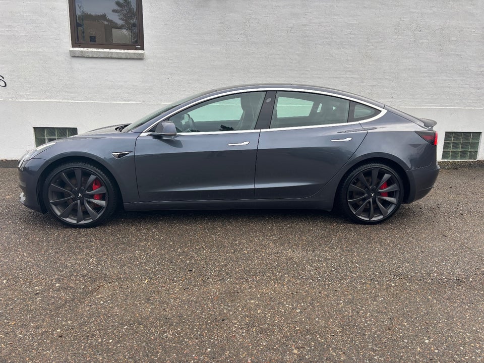 Tesla Model 3 Performance AWD 4d