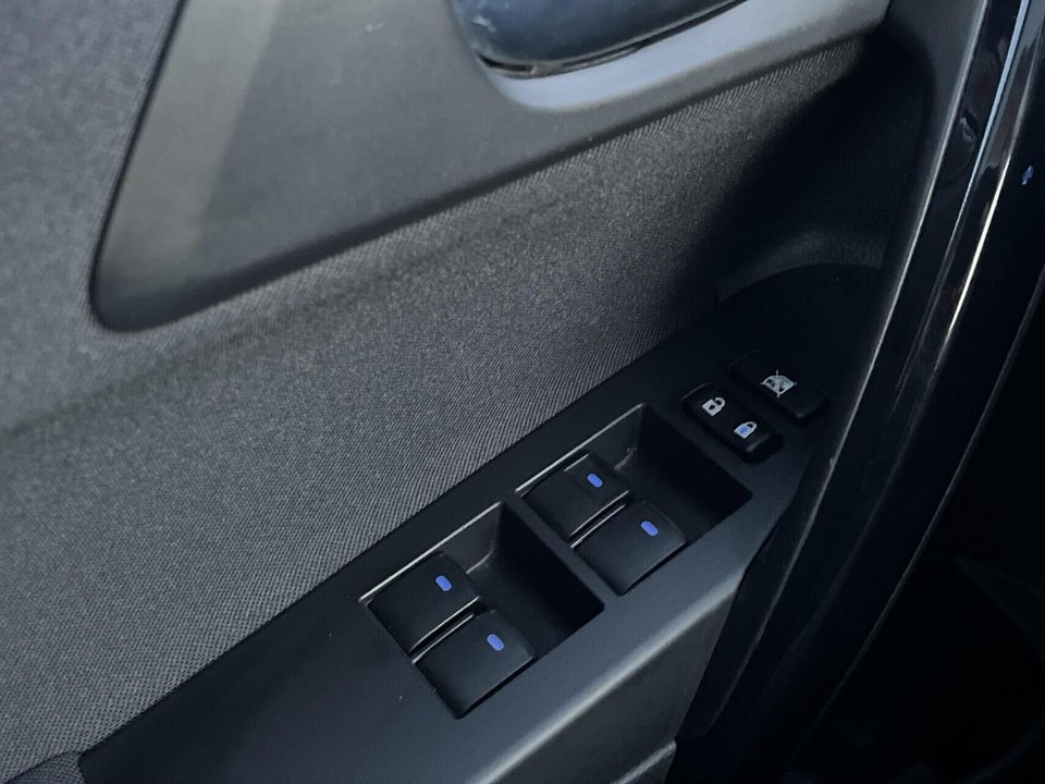 Toyota Auris 1,2 T T2 Comfort Touring Sports 5d