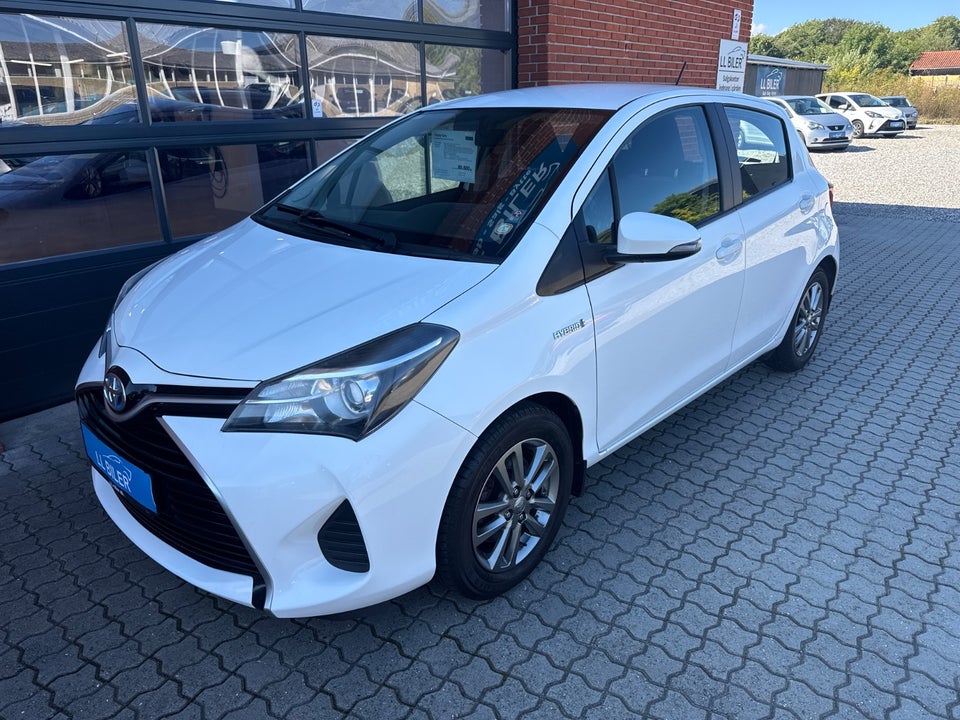 Toyota Yaris 1,5 Hybrid H2 Komfort e-CVT 5d