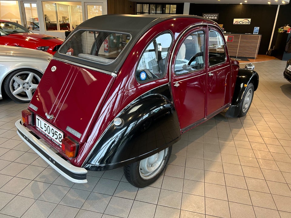 Citroën 2CV 0,6  4d