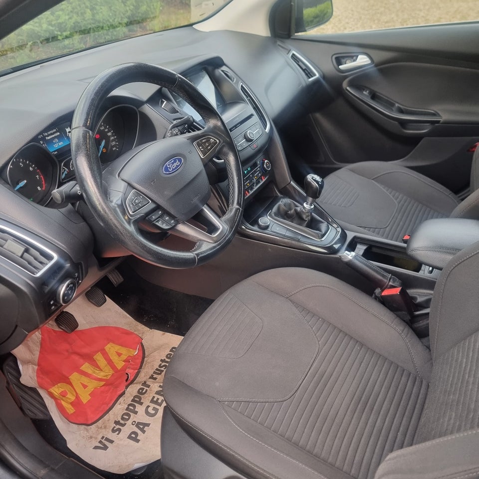 Ford Focus 1,0 SCTi 125 Titanium stc. 5d