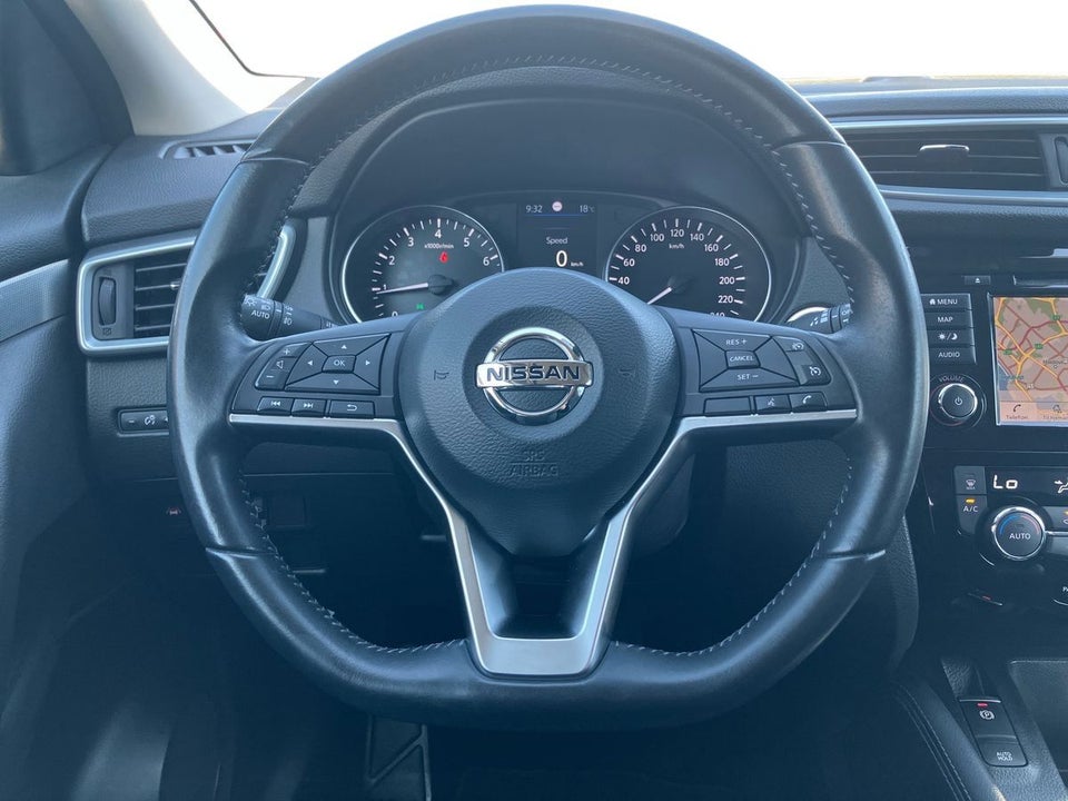 Nissan Qashqai 1,3 Dig-T 160 N-Connecta 5d