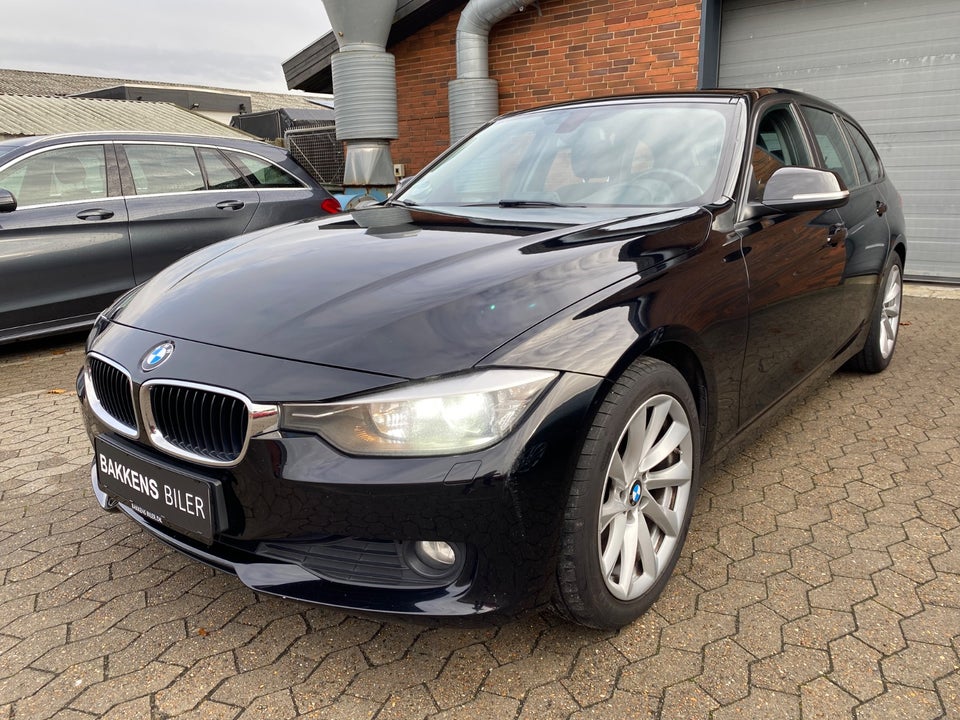 BMW 320d 2,0 Touring aut. 5d