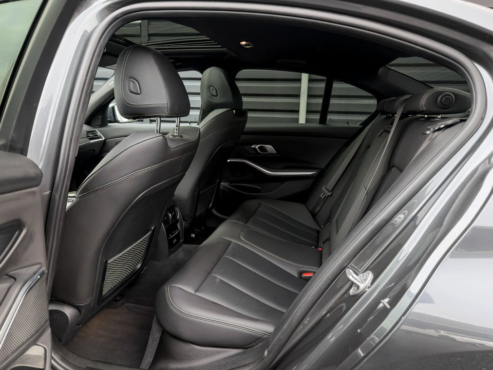 BMW 330e 2,0 M-Sport aut. 4d