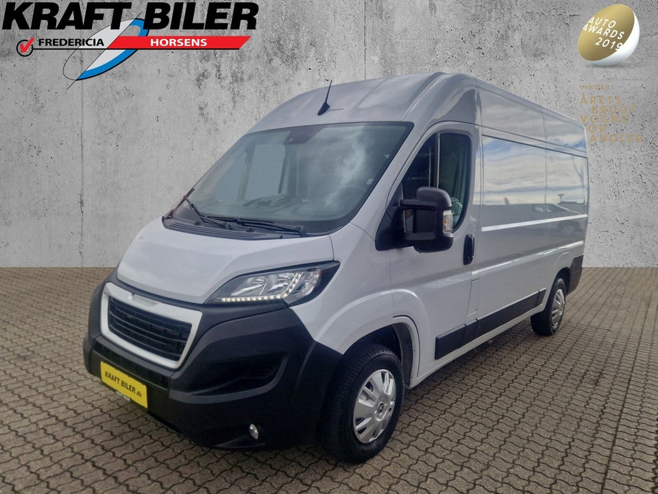 Peugeot Boxer 335 2,2 BlueHDi 140 L2H2 Premium