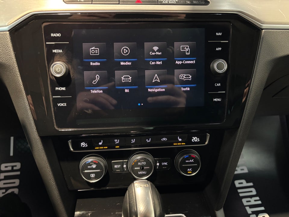 VW Passat 1,4 TSi 150 Highline Premium DSG 4d